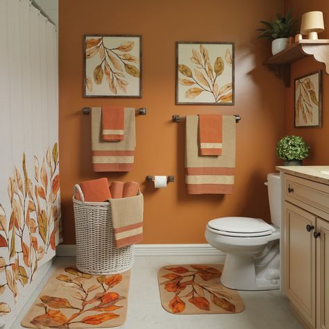 Bathroom Fall Decor Ideas 😍🧡🧡 Orange And Green Bathroom Ideas, Burnt Orange Bathroom Walls, Rust Color Bathroom, Burnt Orange Bathroom Ideas, Orange Bathroom Ideas, Orange Bathroom Walls, Burnt Orange Bathroom, Maroon Bathroom, Rust Bathroom