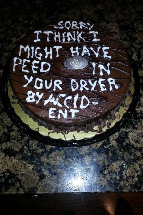 For when you might have messed up, maybe? | 33 Incredibly Specific Apology Cakes Weird Cakes, Goofy Cake, Cursed Cakes, Bad Cakes, Funny Cakes, Ugly Cakes, Cake Quotes, Cake Wrecks, Funny Birthday Cakes