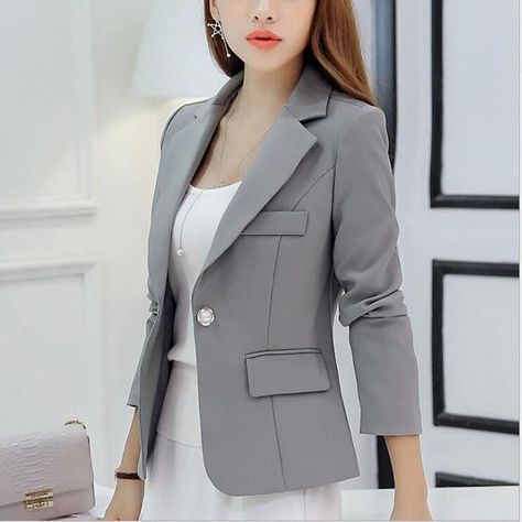 c5cc17e395d3049b03e0f1ccebb02b4ddesc43401596ri Formal Jackets For Women, Terno Slim Fit, Blazer E Short, Terno Slim, Formal Blazer, Slim Blazer, Female Tops, Slim Fit Blazer, Work Blazer