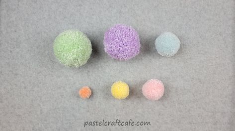 Six Ways to Make a DIY Pom Pom | Crafting Basics - Pastel Craft Cafe Yeti Crafts, Pom Pom Template, Diy Yarn Pom Pom, Making Pom Poms, Christmas Pom Pom Crafts, Pom Pom Tutorial, Clover Pom Pom Maker, Craft Cafe, Easy Yarn Crafts