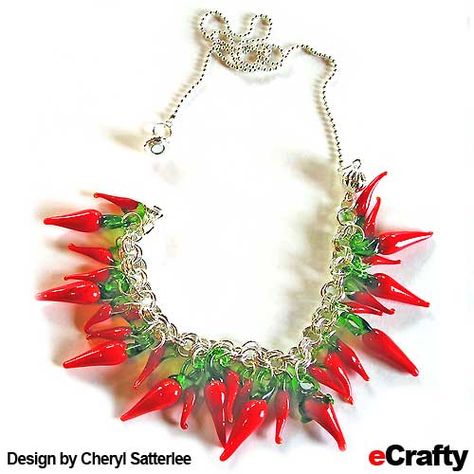 DIY Chili Peppers Necklace, Bracelet Earrings Set ~ Happy Cinco de Mayo from eCrafty.com #ecrafty #chilipeppers #chilipepperbeads #cincodemayo #cincodemayocrafts #diycrafts #diyjewelry Wire Charm Bracelet, Resin Bangles, Fun Bracelet, Resin Jewelry Making, Bracelet Earring Set, Beads Charms, Crafts Jewelry, Chili Peppers, Lampwork Glass Beads