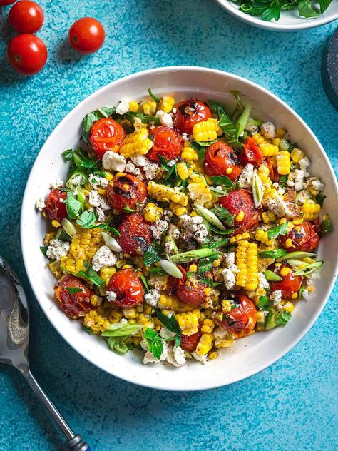 Roasted Corn Salad with Blistered Cherry Tomatoes Roast Corn Salad Recipe, Roasted Corn Salad, Grilled Corn Salad, Squash Salad, Corn Salad Recipes, Paleo Salads, Red Onion Salad, Roasted Corn, Summer Salad Recipes