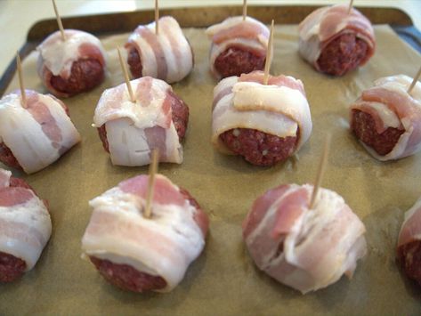 Bear Meat Recipe, Cheese Filled Meatballs, Wrapped Meatballs, Smoked Meatballs, Smoked Hamburgers, Bear Meat, Bacon Wrapped Meatballs, Bear Recipes, Simply Taralynn