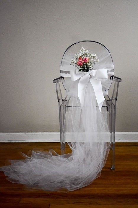 Easy tutorial for how to make a bridal shower chair or baby shower chair with inexpensive craft supplies and fresh flowers or faux flowers by Dash of Jazz #bridalshowercrafts #babyshowerideas #bridayshowerDIY #dashofjazzblog Decorate Bridal Shower Chair, Bridal Shower Bride Chair, Bridal Shower Crafts, Bride Chair, Bridal Shower Chair, Bridal Shower Quotes, Brides Chair, Baby Shower Chair, Bridal Shower Prizes