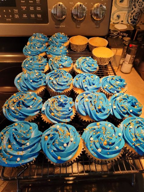 Percy Jackson Birthday Cake Ideas, Percy Jackson Cupcakes, Percy Jackson Cake Ideas, Percy Jackson Birthday Cake, Percy Jackson Party Ideas, Percy Jackson Cake, Percy Jackson Birthday, Percy Jackson Party, Percy Jackson Cabins