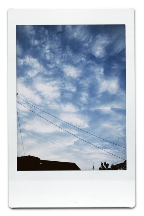 Sky Polaroid, Polaroid Photography, Love Sky, Bf Picture, Peach Aesthetic, Studio Photography Poses, Photography Help, Sky Pictures, Crazy Funny Pictures