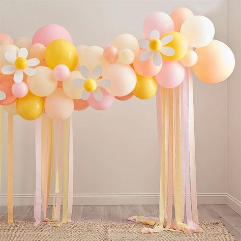 Easter Balloon Arch, Daisy Balloon Arch, Pastel Pink Balloons, Peach Balloons, Balloon Arch Ideas, Hippie Birthday Party, Daisy Birthday, Rose Gold Theme, Christmas Dress Up