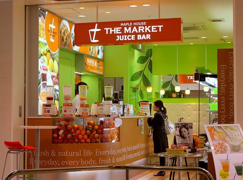 The Maple Juice Bar Juice Bar Interior, Juice Bar Design, Juice Store, Bar Inspiration, Smoothie Bar, Fruit Shop, New Fruit, Coffee Shop Design, Juice Bar