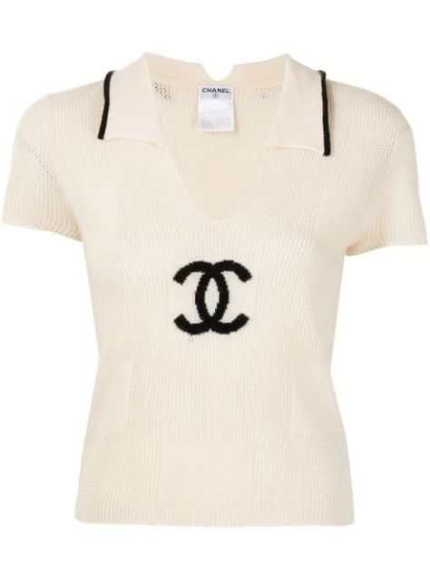 Chanel Pre-Owned 2001 CC Knitted Polo Shirt - Farfetch Knitted Polo Shirt, Designer Tops For Women, Knitted Polo, Shopping Chanel, City Dress, Designer Tops, Summer Beach Wear, Cc Logo, Mode Vintage