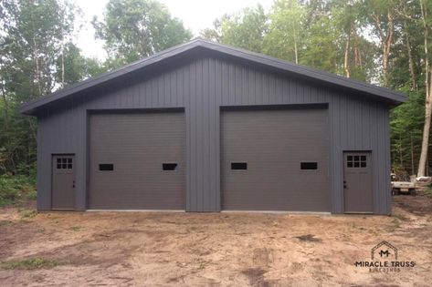 Prefab Garage Kits, Steel Garage Buildings, Metal Garage Kits, Auto Workshop, Cottage Garage, Workshop Building, Small Rustic House, Garage Goals, Garage And Workshop