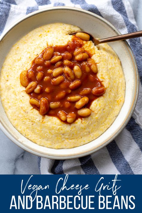 Top cheesy vegan grits with white beans simmered in a tangy barbecue sauce for southern comfort food! Dairy Free Grits, Vegan Grits, Vegan Grits Recipe, Vegan Cheese Grits, Nyt Cheesy White Bean Tomato Bake, Vegan Cheese No Nutritional Yeast, Cheesy Grits Recipe, Zone Diet Recipes, Vegan Barbecue