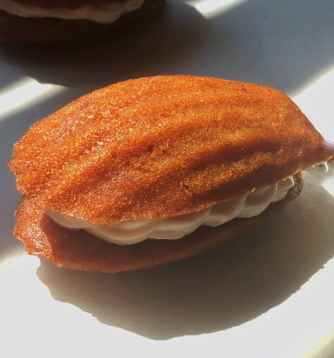 Carrot Cake Orange Madeleines — The Well Plated Life Orange Madeleines, Madeline Cookies Recipe, Madelines Recipe, Madeleine Cookies, Madeline Cookies, Well Plated, Madeleine Recipe, Cake Orange, Carrot Cakes