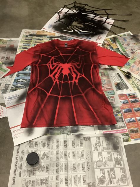 Red Spider, Miles Morales Spiderman, Diy Vetement, Diy Clothes Design, Black Spider, Painted Clothes, Spiderman Art, Miles Morales, Swaggy Outfits