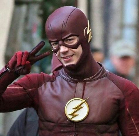 Barry Allen | The Flash | Grant Gustin | Flash posters Cw Flash Pfp, Flash Profile Picture, The Flash Pfp, Flash Pfp, The Flash Icon, Flash Icon, The Flash Poster, Flash Show, Barry Allen Flash