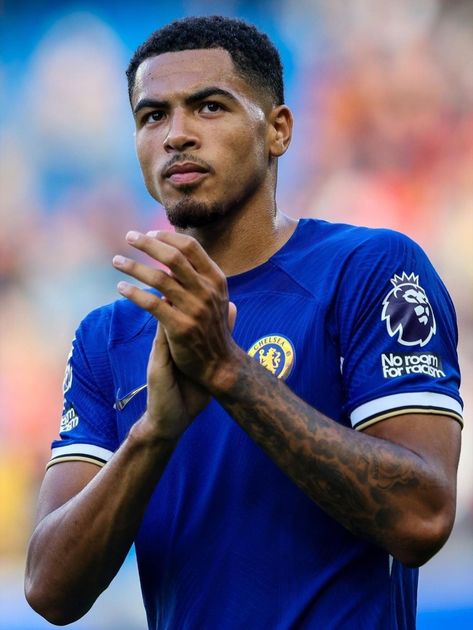 Levi Colwill Chelsea, Levi Colwill Wallpaper, Levi Colwill, Chelsea Wallpapers, Chelsea Players, Guys Eyebrows, Football Boyfriend, Nba Fashion, Girl Dinner