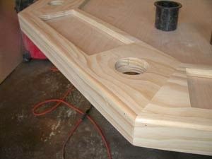 Woodworking Plans Reviewed: How to Build a Poker Table - Step by Step Instructions Poker Table Diy, Octagon Poker Table, Poker Table Plans, Table Poker, Outdoor Woodworking Plans, Woodworking Plans Patterns, Man Cave Home Bar, Easy Wood Projects, Wood Plans