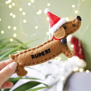 Sausage Dog Christmas, Olivia Morgan, Dog Christmas Photos, Felt Dog Ornament, Felt Dog, Personalised Christmas Decorations, Felt Christmas Decorations, Felt Dogs, Dachshund Christmas