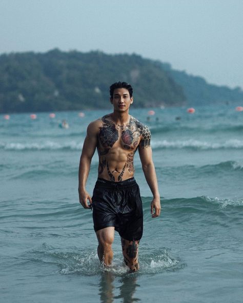 Sinners Playground, Vitale Brothers, Tattooed Guys, Paing Takhon, 남성 근육, Most Handsome Korean Actors, Workout Pics, Perfect Physique, Last Kingdom