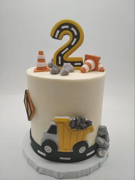 Construction Cake For Boys, Trucks Birthday Cake, Truck Cakes For Boys, Truck Smash Cake, Construction Theme Birthday Cake, Digger Birthday Cake, Construction Theme Cake, Digger Cake, Construction Birthday Cake