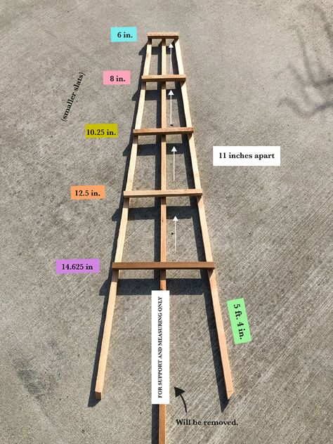 Tripod Trellis, Tower Trellis, Tomato Tower, Trellis Ideas Garden, Outdoor Trellis Ideas, Wooden Garden Trellis, Cedar Trellis, Teepee Trellis, Garden Trellis Ideas