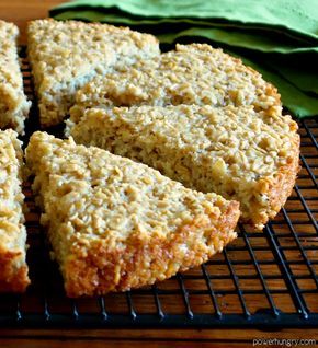 My rendition of a traditional Irish oat bread, made with rolled oats, steel-cut oats and oat flour. It's easy to make and wonderful for breakfasts, snacks, or alongside entrees of all kinds. Oat Scones, Glutenfri Baking, Oat Flour Recipes, Avocado Cake, Oat Bread, Cake Easter, Gf Bread, Rustic Texture, Vegan Bread