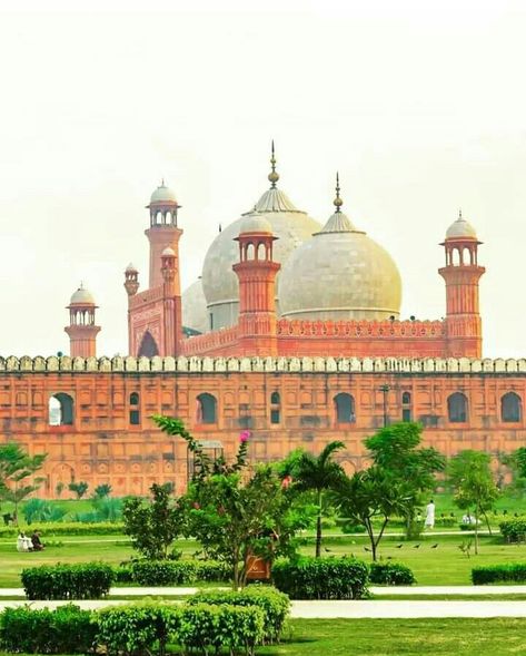 #masjid#lahore#view#scene Nature Pakistan, Badshahi Masjid, Pakistan Pictures, Jummah Mubarak, S Love Images, Photo Editor Free, Lahore Pakistan, Photoshop Tutorial, Love Images