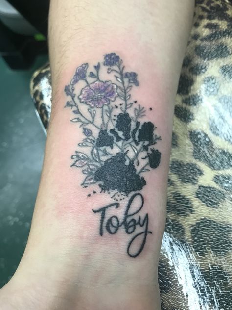 First dog paw print Pawprint Tattoo With Flowers, Teasel Tattoo, Dog Paw Tattoo With Flowers, Bubby Tattoo, Paw Print Flower Tattoo, Dog Paw Tattoos, Paw Tattoos, Tattoo In Memory, Small Dog Tattoos