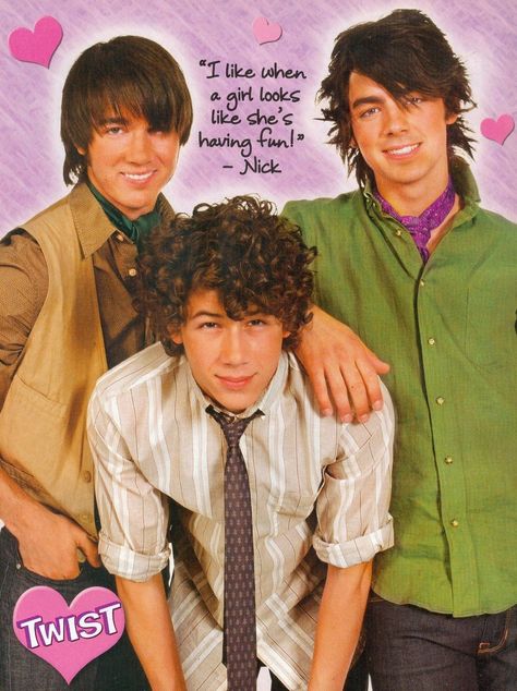 Channel Outfits, The Jonas Brothers, Old Disney Channel, Jonas Brother, Camp Rock, Hot Dads, Teen Magazine, Disney Boys, Joe Jonas