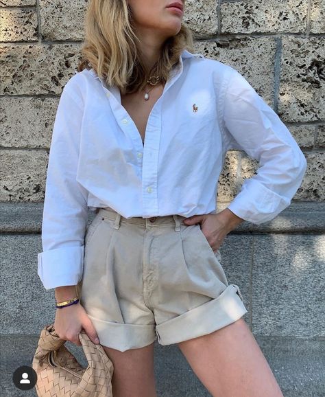 Leder Shorts Outfit, Button Down Outfit, Chique Outfit, Mode Casual, Looks Street Style, Fashion Weeks, 가을 패션, Looks Style, Mode Inspiration