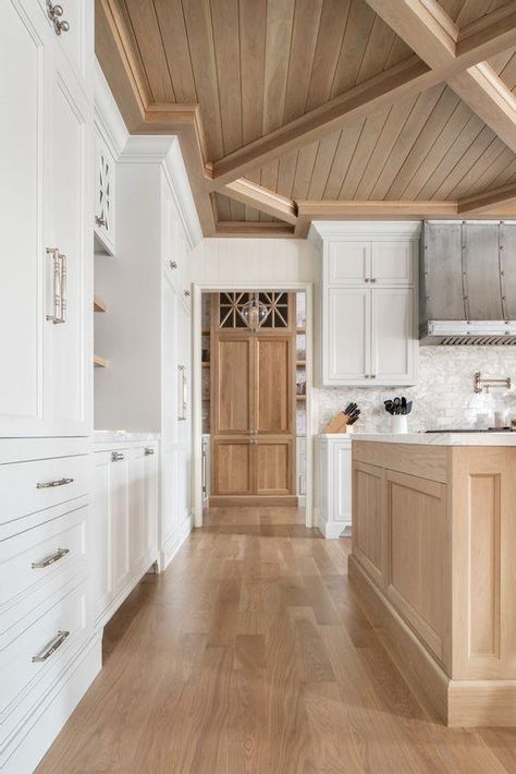 White Oak Butlers Pantry, White Kitchen With White Oak Island, White Kitchen Natural Wood, Natural Wood And White Kitchen, White And Natural Wood Kitchen, White Oak And White Kitchen, Coastal Kitchen Island, White Oak Kitchen Island, White Oak Ceiling