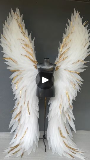 Angel Wings Cosplay, Miss Teen Universe, Victoria Secret Angel Wings, Cloth And Paper, Angel Halloween Costumes, Diy Angel Wings, Diy Angels, Diy Wings, Paper Wings