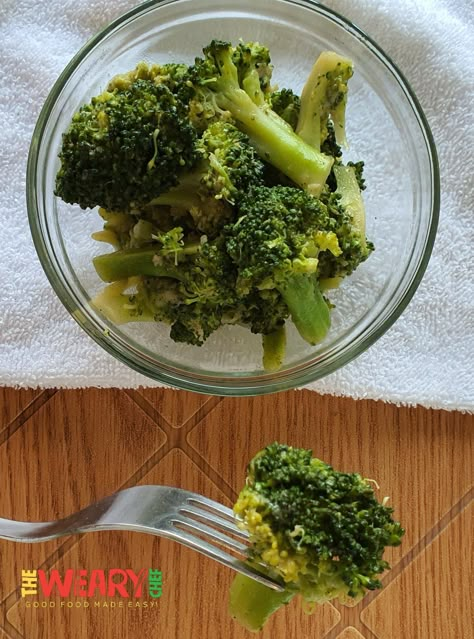 Garlic Parmesan Broccoli, Steamed Broccoli Recipes, Parmesan Broccoli Recipes, Copycat Longhorn, Kinds Of Steak, Crispy Brussel Sprouts, Parmesan Broccoli, Sprouts Recipe, Shrimp And Broccoli