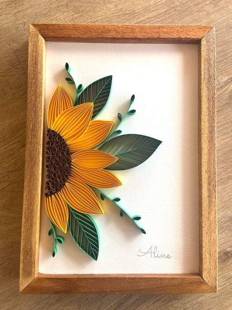 Quilling Sunflower Pattern, Handmade Sunflowers Paper Crafts, Quilling Art Easy, Quilling Ideas Easy, Quiling Paper Ideas, Sunflower Origami, Origami Sunflower, Quilling Sunflower, Quilled Sunflowers