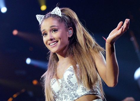 Ariana Grande Style, Ariana Grande Photos, Ariana Grande Pictures, Dangerous Woman, Ariana Grande, The Live, Breaking News, Wonder Woman, Entertainment