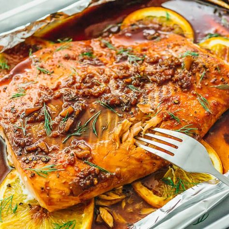 How To Cook Salmon In The Oven Perfectly Each Time Recipes For Salmon Fillets, Whole Salmon Filet, Salmon In Oven, Recipes For Salmon, Cooking Ham, Salmon In The Oven, Cook Salmon, Oven Temperature, Oven Baked Salmon