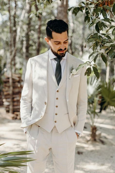 Groom in cream color suit | Image by Memory Box Photography Cream Groom Tuxedo, Off White Suit Groom, Cream Suit For Groom, Cream Colored Wedding Suit, Cream Suits For Men Wedding, Ivory Suit Groom, Groom Cream Suit, Cream Tuxedo Wedding, Cream Suit Men Wedding