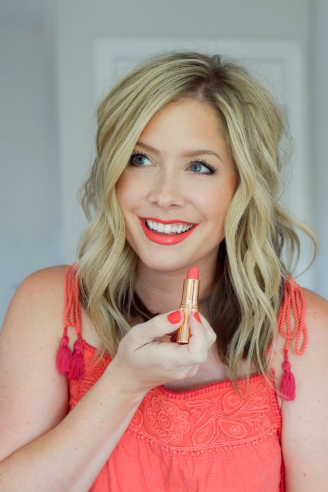 Spring Color Analysis, Kate Bryan, The Small Things Blog, Bright Lip, Lips Painting, Small Things Blog, Cute Lipstick, Coral Lipstick, Coral Lips