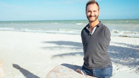 Nick Vujicic Quotes, Quotes By People, Michael Oher, Motivational Short Stories, Nick Vujicic, Website Video, Christian Iphone Wallpaper, Chris Tucker, Never Give Up Quotes