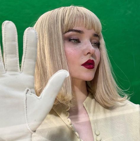 Breakfast Dove Cameron, Dove Cameron Breakfast, Dove Cameron Aesthetic, Serial Cheater, Cameron Dove, Cameron Aesthetic, Mal Bertha, Jaw Line, Cameron Boyce