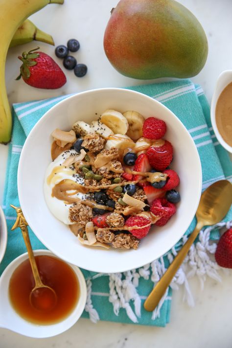 Delicious and elevated yogurt parfait bowls are the perfect nourishing treat!  Great for breakfast at home, or a special occasion. Healthy Yogurt Parfait Breakfast, Cereal Yogurt Parfait, Yogurt Cereal Bowl, Breakfast Yogurt Parfait, Granola Breakfast Ideas Yogurt Parfait, Breakfast At Home, Strawberry Yogurt Parfait Granola, Pizza Salad, Yogurt Breakfast