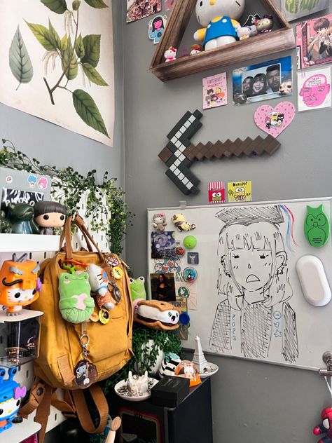 Nerdy Bedroom, Nerdy Room, Otaku Room, Dekorasi Kamar Tidur, Room Redesign, Pinterest Room Decor, Cute Room Ideas, Cozy Room Decor, Pretty Room