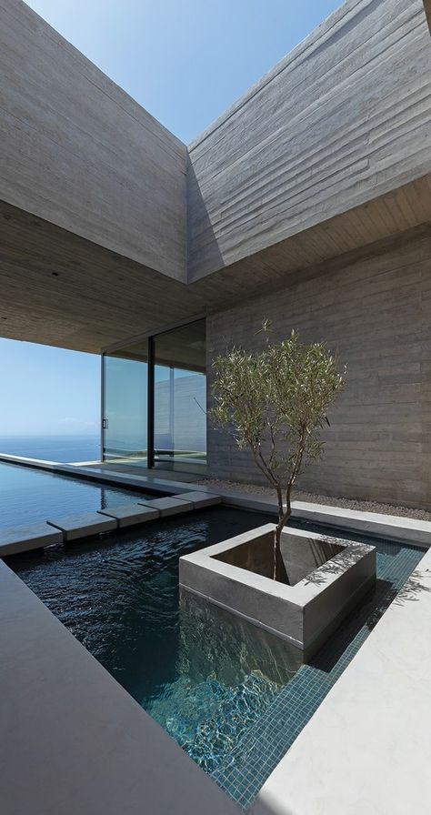 Villa Pool Design Modern Architecture, Pool Deck Ideas Inground, Modern Concrete Home, Concrete Pool Deck, Faroe Island, Concrete Swimming Pool, Mediterranean Architecture, Pool Villa, Concrete Pool