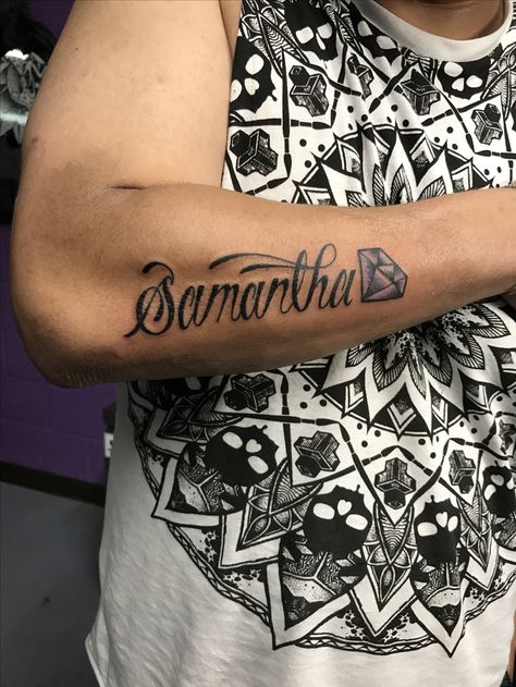 Script name tattoo. I love the purple diamond. Diamond Name Tattoo, Script Name Tattoo, Tattoo Nome, Tattoo Name, Purple Diamond, Name Tattoo, The Purple, Tattoo Quotes, I Love