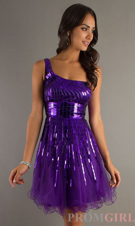 One Strap Purple Dress. Glittery? Purple Evening Dress, Wearing Purple, Purple Gowns, Simply Dresses, Dress Homecoming, Purple Outfits, Designer Prom Dresses, Prom Designs, Dress Sketches