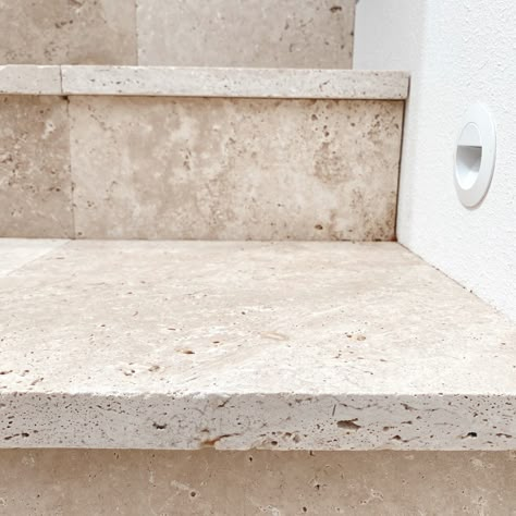 Limestone Stairs Outdoor, Travertine Staircase, Travertine Steps, Travertine Stairs, Front Stairs, Travertine Outdoor, Terrace Floor, Flooring For Stairs, Entry Stairs