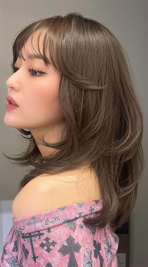 Enchanting Hair Colour Trends To Illuminate 2024 : Dark Ash Brown Ash Brown Layered Hair, Ash Beige Hair Color, Hair Color For Students, Asian Dye Hair, Cool Brown Hair Color With Highlights, Brown Hair Colors Ash, Asian Fall Hair Color, Ash Brown Color Hair, Ash Brown Hair With Bangs