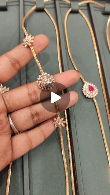 Sujee'z Vlogs on Instagram: "Diamond thali mogapu chain 🤩@pothysswarnamahal" Thali Chains With Side Pendant, Chains With Diamonds, Thali Chain With Side Pendants, Jewel One Jewellery Collection, Diamond Mugappu Thali Chain Designs, Diamond Mogappu Thali Chain, Moppu Chain Designs, Mugapu Thali Chain Latest, Thali Chain Designs Gold Latest Simple