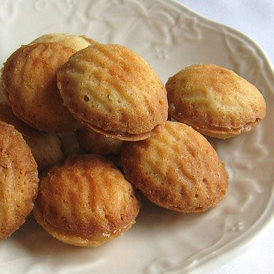 Polish Walnut-Shaped Cookies or Ciasteczka Orzeszki - © 2010 Barbara Rolek licensed to About.com, Inc. Walnut Desserts, Shaped Cookies Recipe, Polish Cookies, Christmas Cookies Recipes, Polish Desserts, Peanut Cookies, Polish Christmas, Russian Food, Polish Food