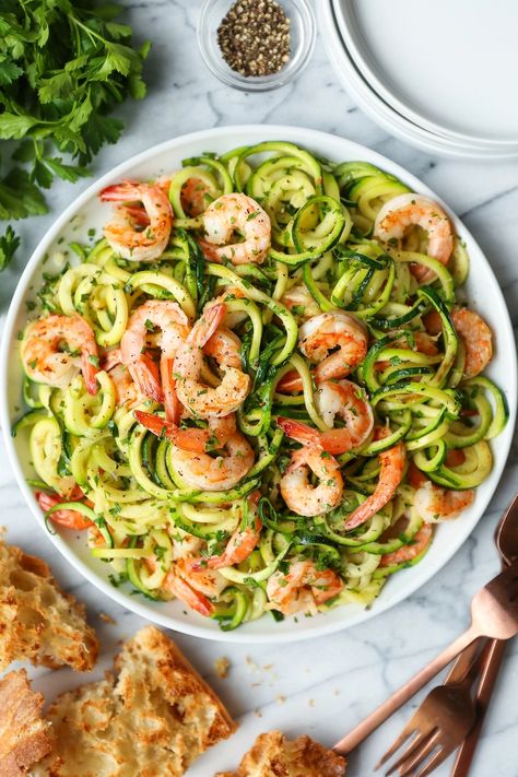 Zucchini Dinner Recipes, Noodles With Shrimp, Shrimp Zucchini Noodles, Shrimp Zucchini, Zucchini Noodle Recipes, Garlic Butter Shrimp, Low Carb Zucchini, Zucchini Pasta, Homemade Italian