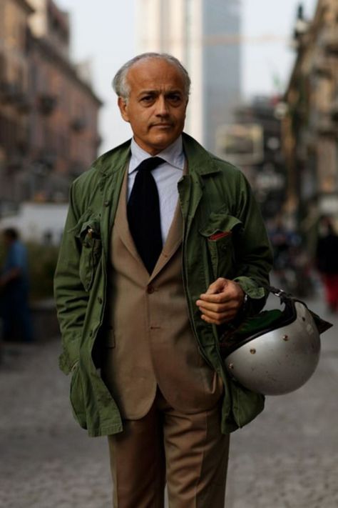 Wednesday inspiration - M-65 Field jacket – Dress Like A M65 Field Jacket Outfit, Field Jacket Outfit, M65 Jacket, M65 Field Jacket, The Sartorialist, Der Gentleman, Guy Style, Military Jacket Green, Italian Dress